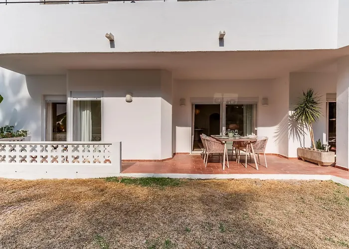 Apartman Golf - Pintores - Pool & Terrace