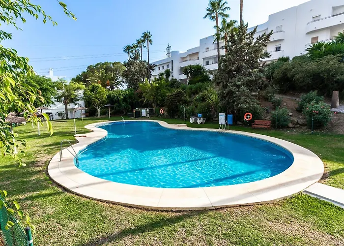 Golf - Pintores - Pool & Terrace Estepona